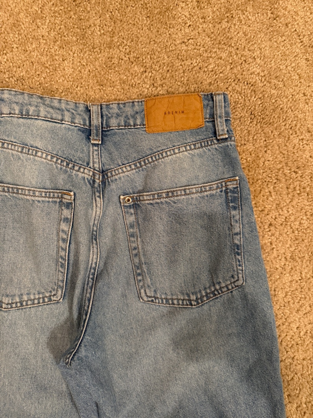 H&M Light Blue Wide Leg Jeans - Picture 3 of 4